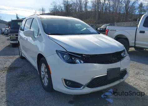 2018 Chrysler Pacifica Touring L z USA, uszkodzony, nr VIN 2C4RC1BG4JR246538